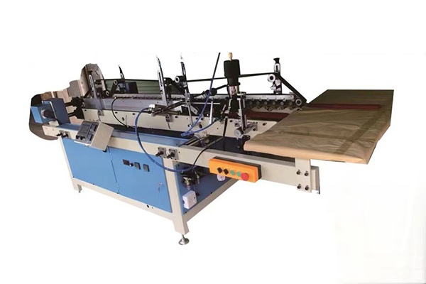 膠盒(he)粘盒機(ji)